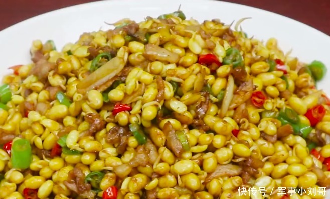 健腦養(yǎng)顏護膚祛脂降壓，嚼著特別的香，味道比飯店做的還要好吃