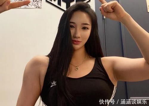 心得|人长得好看，又喜欢练肌肉，如何让腰细，她很有心得