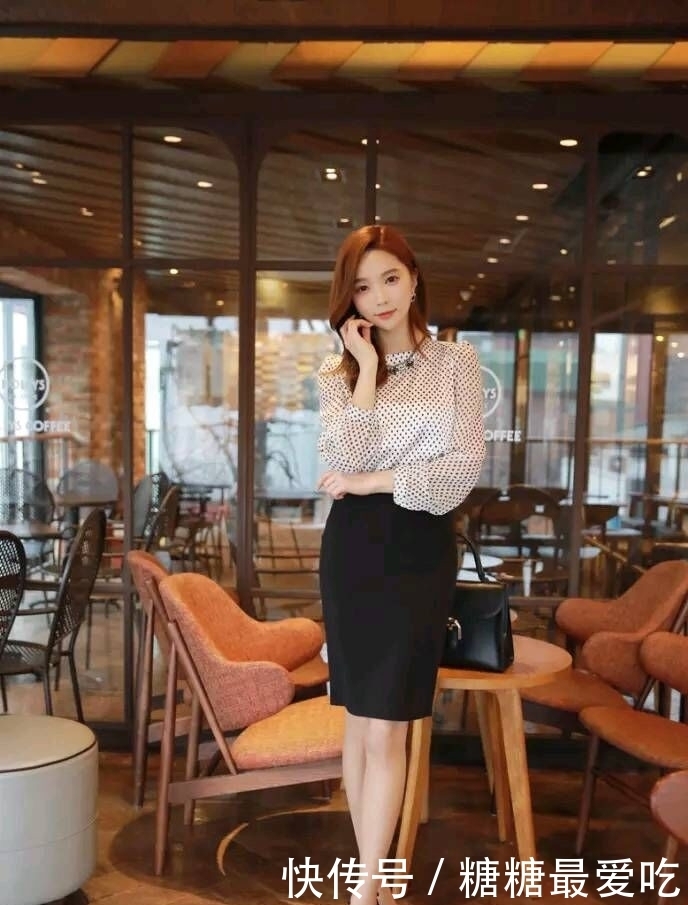 高跟鞋让你在脚上传递着性感美态,展现出女性的性感和高贵的气质