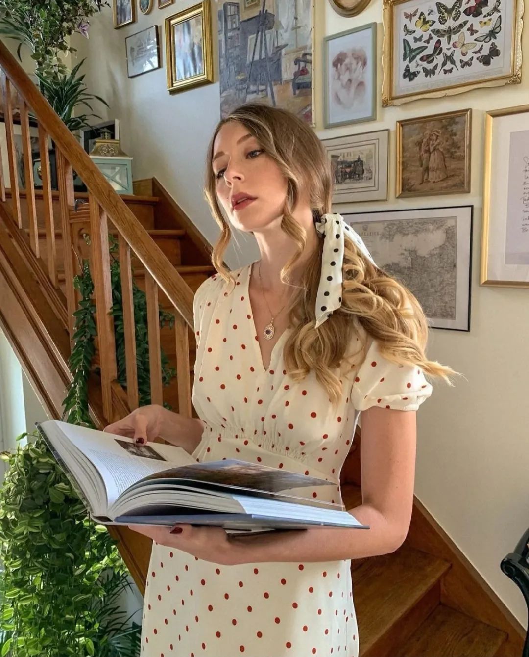 法式|法式上衣+高腰下装，今年夏天必火的组合