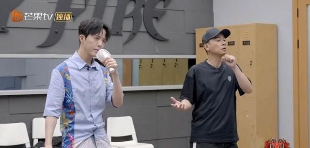 陈小春|李云迪为什么被淘汰？他选错了部落，队长陈小春太轻敌