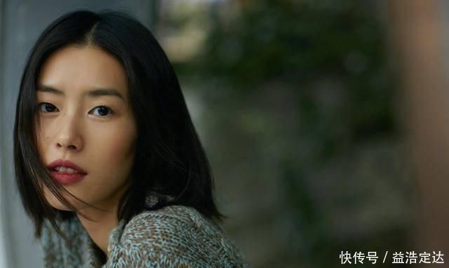 “中国风妆容”爆红油管，可点开怎么都是网红妆