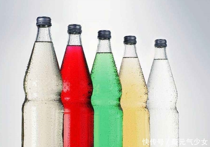 营养师：男性年过45，5种行为会加快衰老，第1很