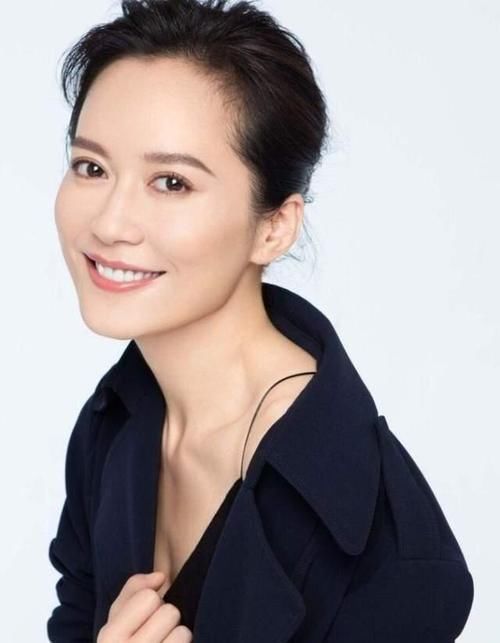 部位|你适合披头发还是扎头发?主要看这3个部位,发际线是关键