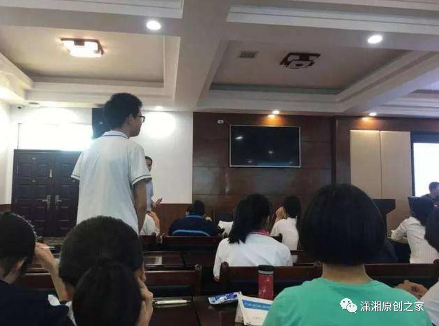  蜗牛|赵向阳/分享节