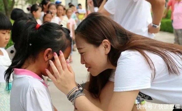 停手|孩子被打时如果有这些行为,父母们一定要住手,否则就晚了