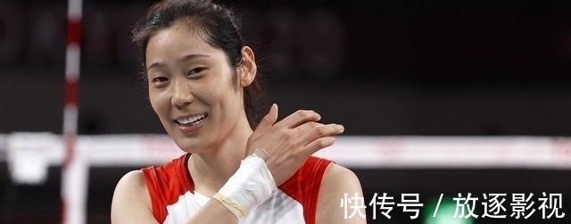 郎导|朱婷的手术为何一再延迟?郎平落泪演讲,终于给出了真相!