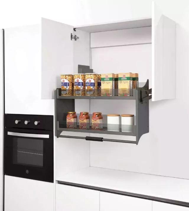 下拉篮|厨房别再乱收纳了!学国外给橱柜内设“小机关”,空间“多一倍”