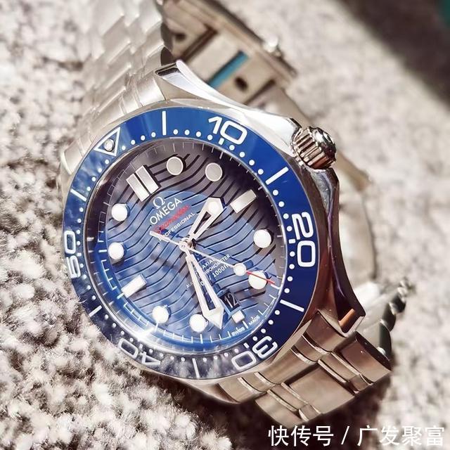 必大 仪表不凡说表:最具“性价比”的豪华型潜水腕表——欧米茄海马300