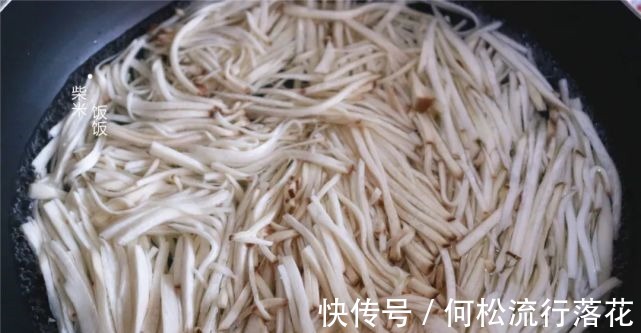 快手|天热没胃口,试试这道家常菜,做法简单又快手,开胃好吃!