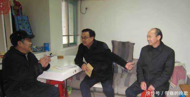 儿子|东北一60岁老人，自称是溥仪的儿子，还把印玺拿出来