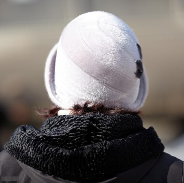 冬季“洗头”选择时间很重要，提个醒要注意