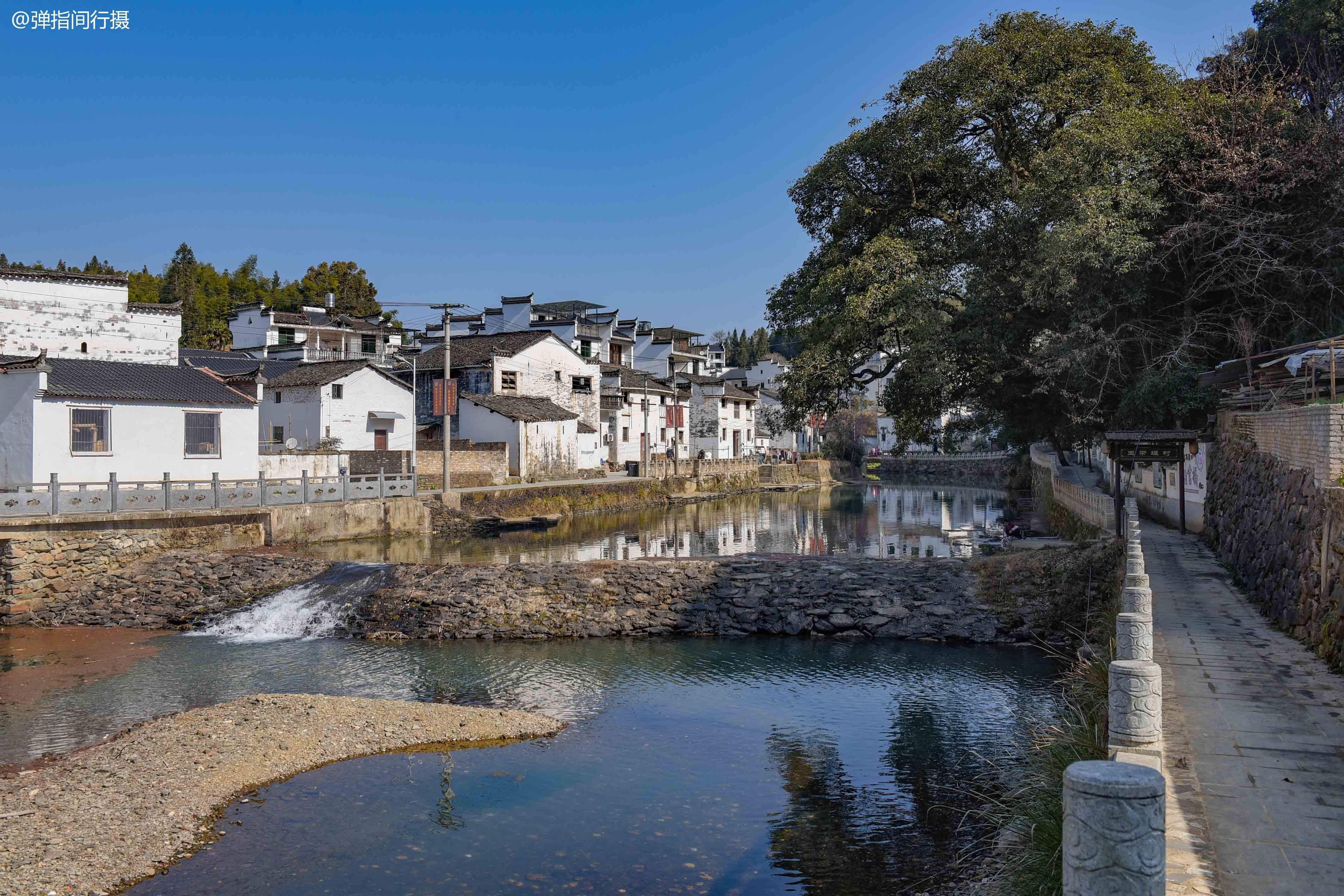 道光年间|婺源有座千年古村，筑于两溪交汇处，景美如画，不收门票鲜有人知