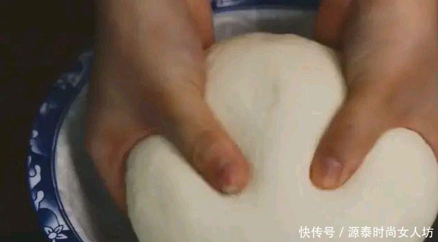不用|手把手教你在家蒸馒头,和面不用酵母粉,做出来的馒头又白又松软