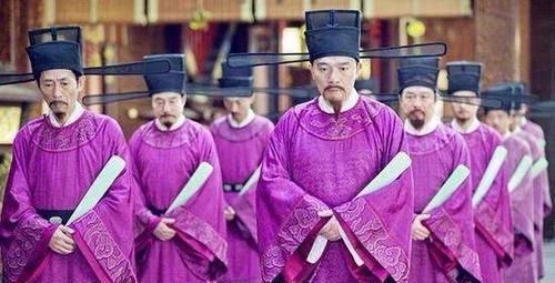 宋氏|赵匡胤死后,赵光义怎么对待24岁的漂亮皇嫂的手段令人发指