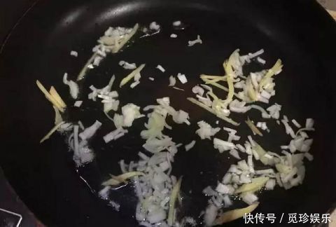 多給孩子做這菜,相當于喝10杯牛奶,特補鈣,比吃肉強!