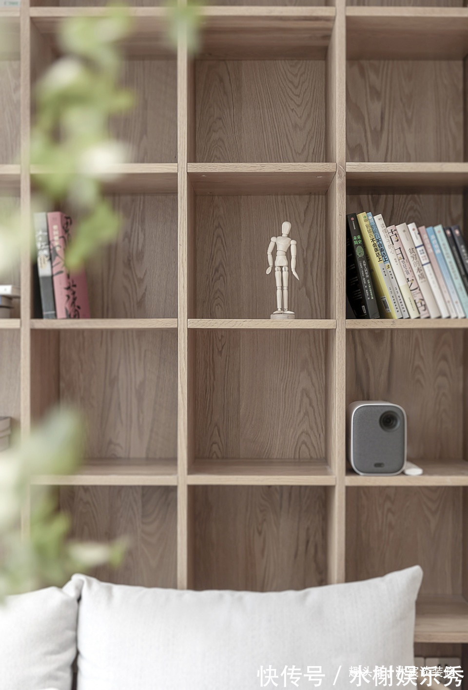 温馨|她买下59㎡小宅,半平米都不浪费,挤出三室,装修后室内温馨大方