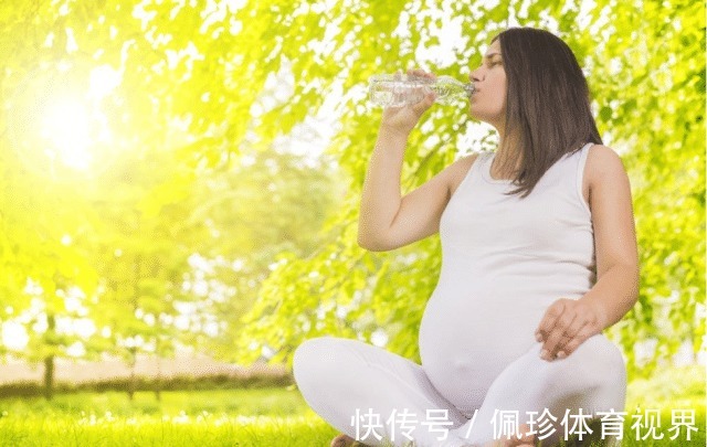 午餐|胎儿最喜欢在2个时间段睡觉,孕妈你别打扰,暖心