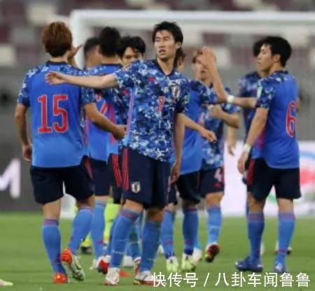 国足|官宣!亚洲第2紧急征召!3位学生国脚突然入选,10天后对战中国队