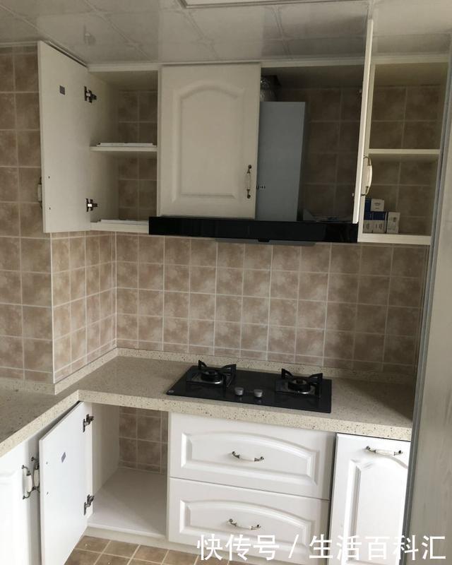 家具|新房通风结束正在打扫灰尘，20万包家具家电，客厅电视墙最漂亮