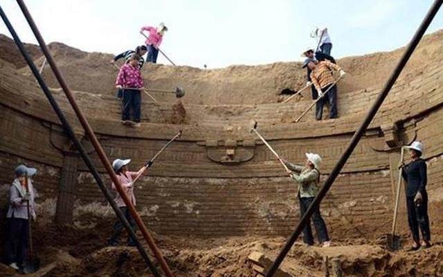  陪葬品|墓门大开数百年，竟没有一件宝物被盗，原因让人瞠目结舌