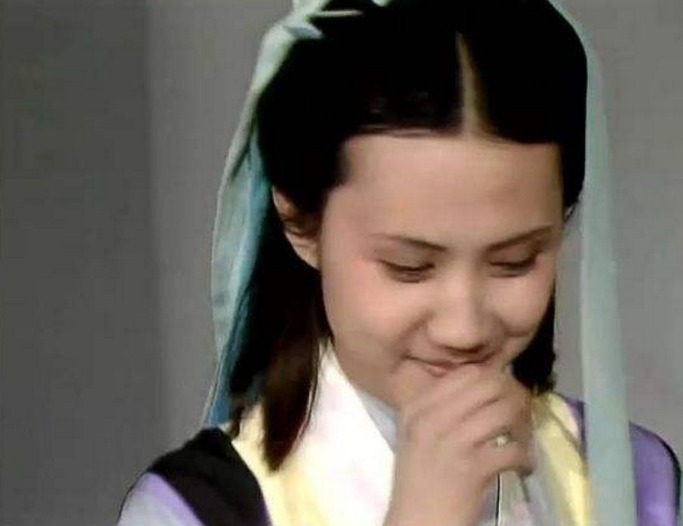 薛宝钗#整个贾府,妙玉只看得起这三人,没有贾母,也没有薛宝钗