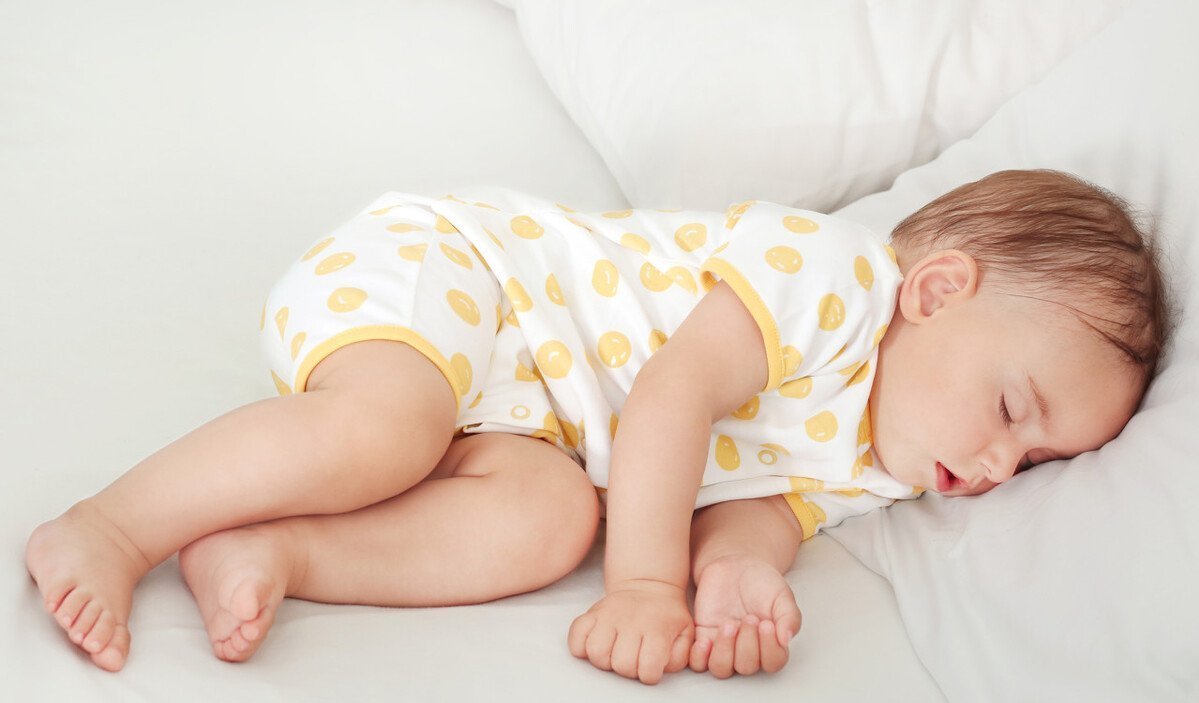 小宝宝|给宝宝用枕头不能只看年龄,当他发出这些信号,宝妈就要准备了