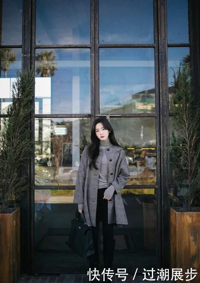 女人过了50岁,穿大衣要牢记这“3不要”,不然再贵都像地摊货