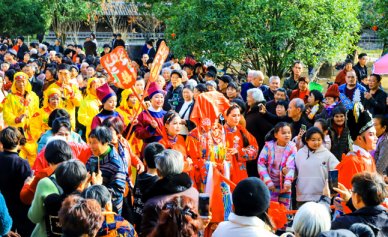 永嘉有宋村！《永嘉有宋村》登上全省首份地市级的双语杂志！