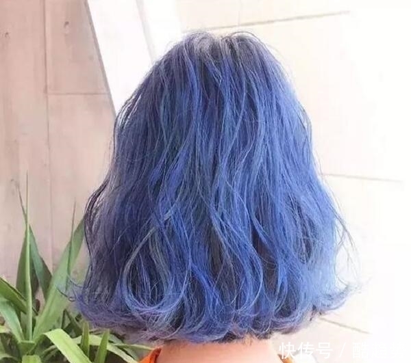 脸大|新春短发推荐:这样的短发适合头发少的人,大脸也可以