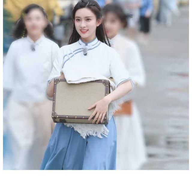 姜贞羽|《跑男》五位女嘉宾民国装，baby已经够美了，最后却被孟子义惊艳