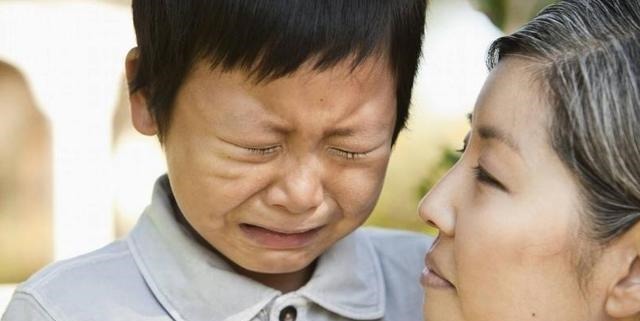 乐高店|“你不走我走”,宝妈生气把孩子留商场,3分钟后急得四处找娃