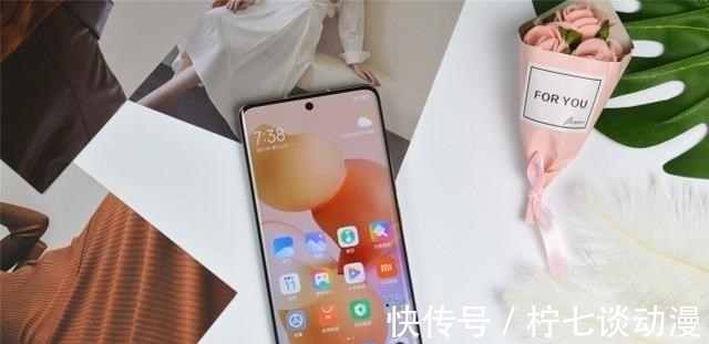 小米Civi|小米Civi抄袭蓝绿，数码大V一语道出真相