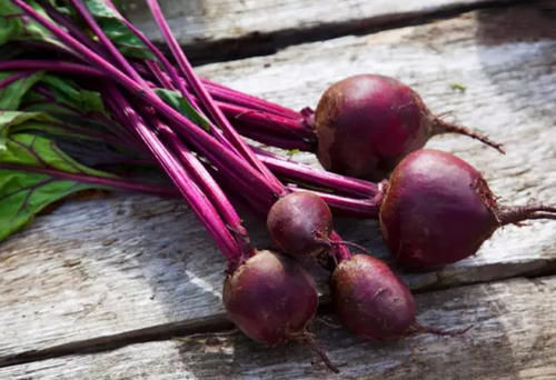 女性来“姨妈”，多吃4种食物，滋阴养肝，呵护子宫，排出毒素