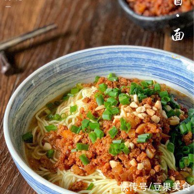 小面|这重庆人的早餐：杂酱面连吃3天了！明天还想吃