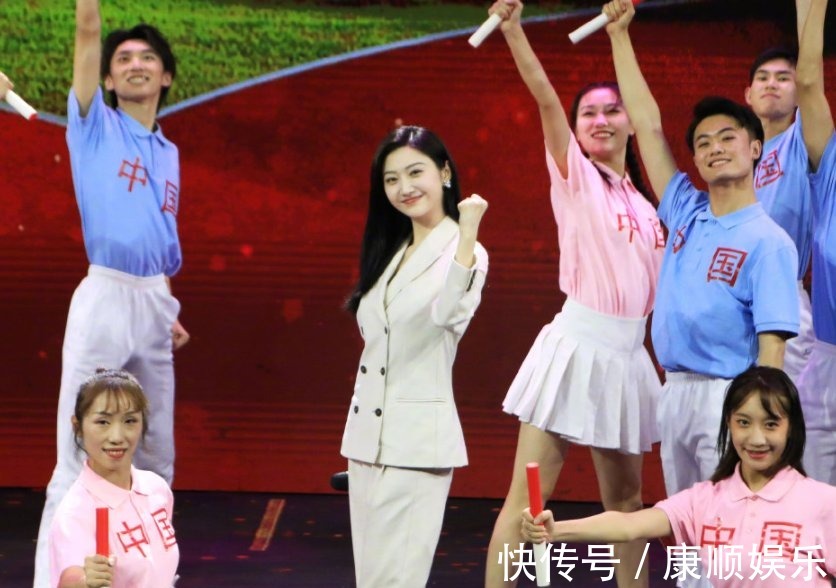 央视国庆晚会明星阵容:优质艺人成香饽饽,流量已经不是第一选择