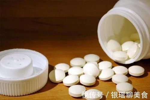 生根水还买4种东西放水里,大白根呼呼冒,扦插用得上