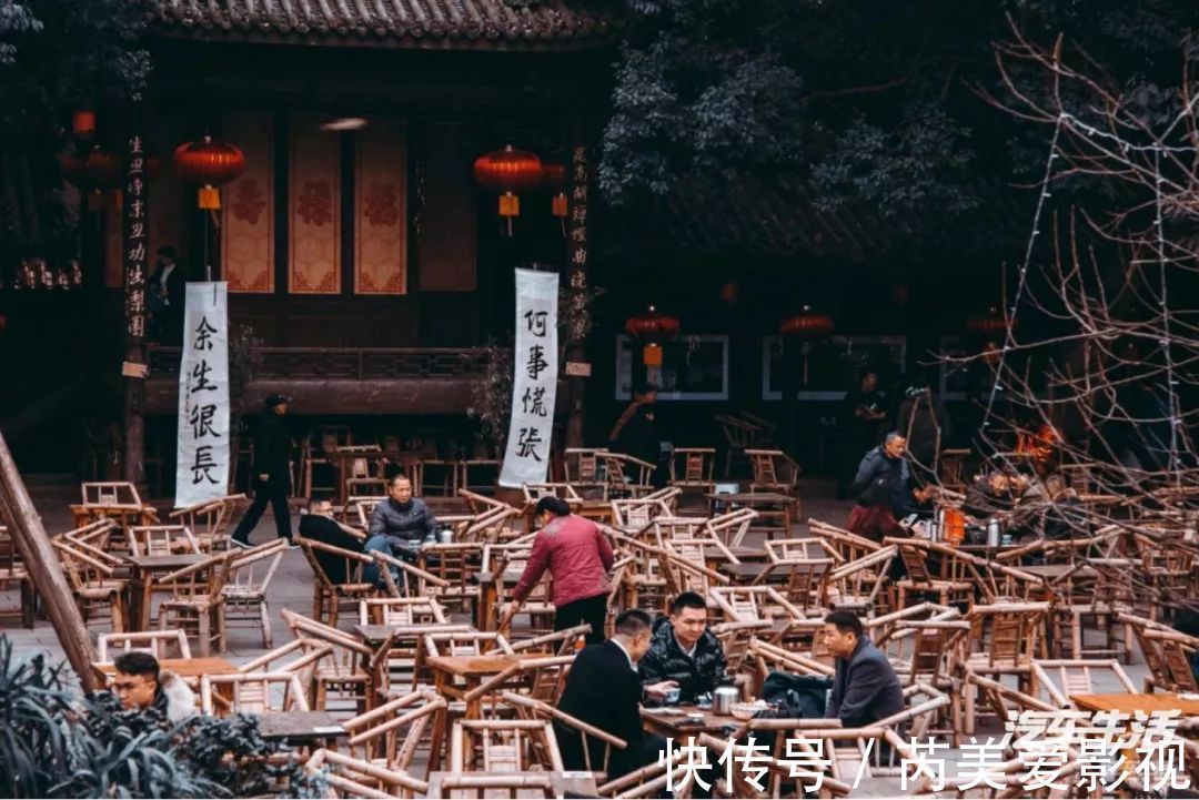 凯迪拉克#感受CT5的多样魅力,本周末春熙路上演现实版“冰与火之歌”