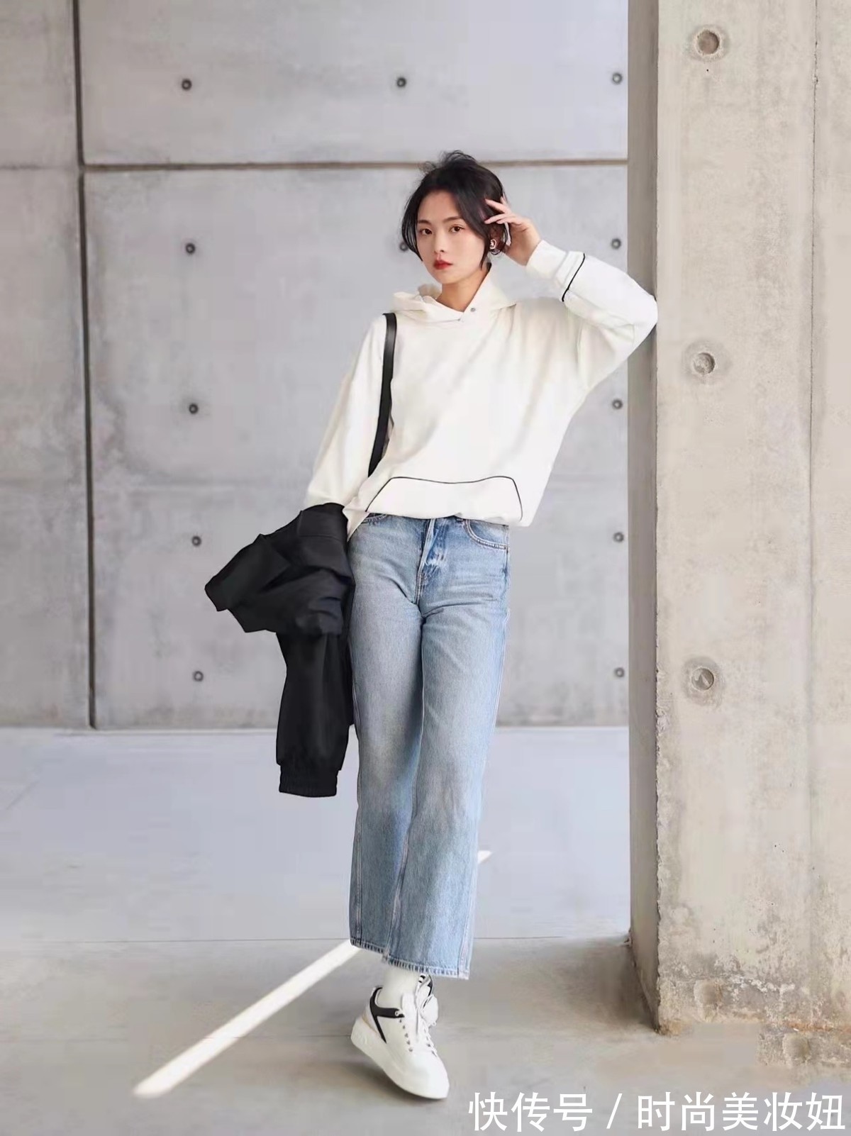 单品|“卫衣”原来也可以这么高级,学三木穿搭,甩朋友圈的人几条街