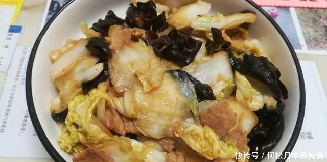 诀窍|白菜不要直接下锅炒,牢记一个诀窍,白菜脆嫩又爽口,不比饭店差
