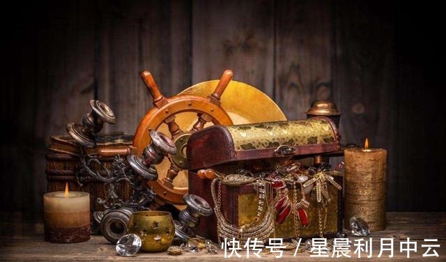 香克斯|OP究竟是什么宝贝其实罗杰早已暗示，连天龙人都得下跪的秘密！