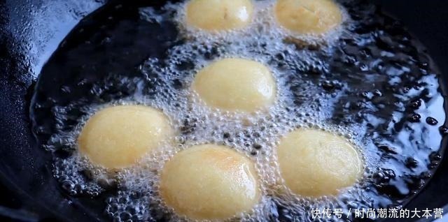 外酥|教你正宗的炸油糕做法,最详细炸油糕配方,外酥里软,比买的好吃