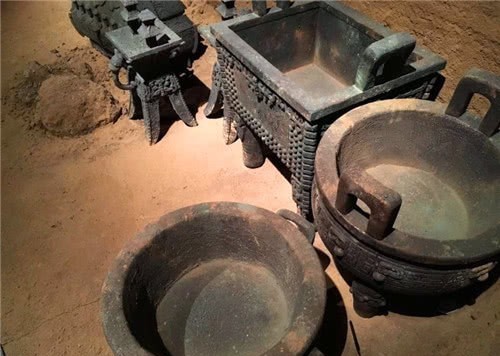 打败|她是中国首位女将军，曾打败20多个国家，墓中陪葬品让人不可思议