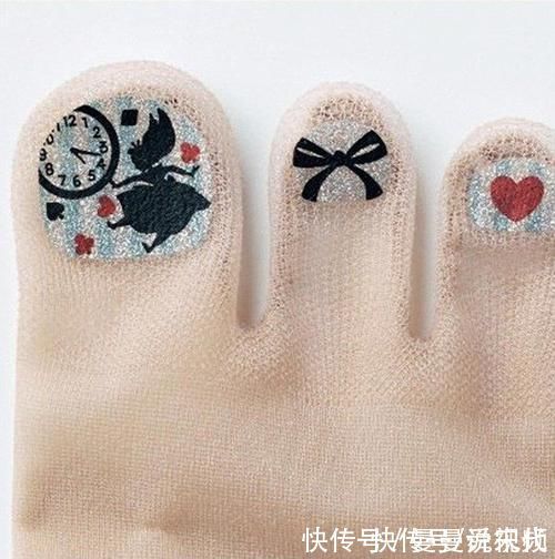 美甲|奇葩丝袜,懒女孩再也不用花钱去做美甲了