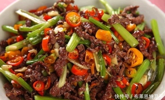  淀粉|做炒牛肉，别只会用淀粉腌，学会大厨3个小技巧，牛肉嫩滑不柴