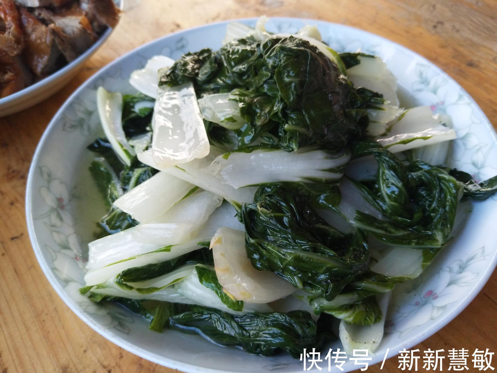 弟媳|弟弟过生日，弟媳做了一桌菜，大伙儿吃个精光，直夸弟弟有福气