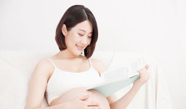 孕期|孕妈睡觉,这两种症状频繁出现,说明胎儿大脑发育好,不用担心