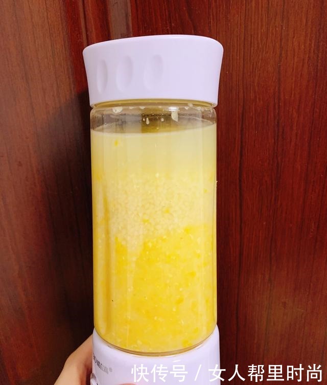 如何做出香浓醇厚的玉米汁，一个小秘诀分享给大家！