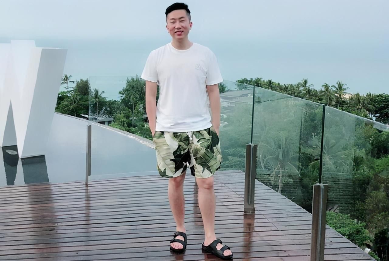 MAC10|MAC10中远距离连杀四人，QUQU玩出新境界，不愧是教科书