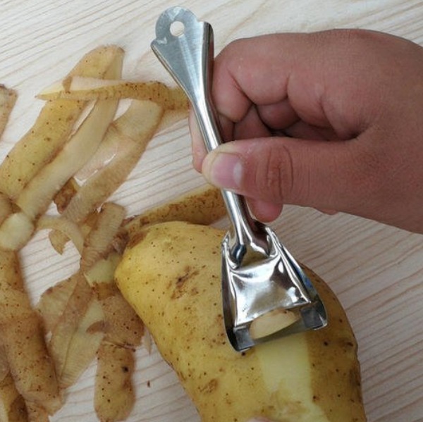 土豆发芽,吃掉还是扔掉之前做错了,快告诉家人,早知道早受益